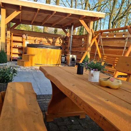 Chalet Harmony Prive Wellness Putten